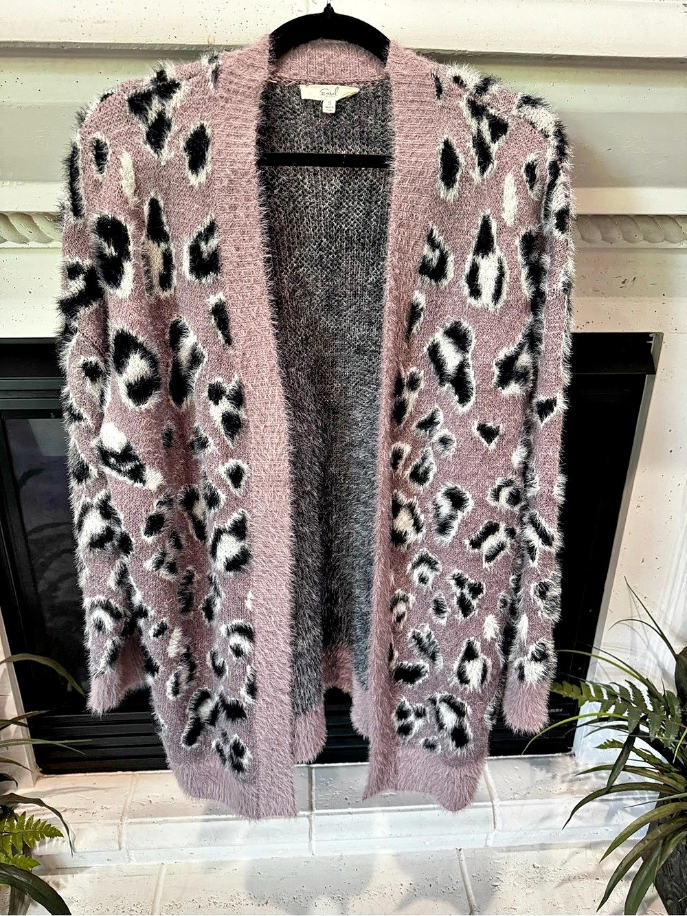 Easel Leopard Print Cardigan in Purple & Black Like New